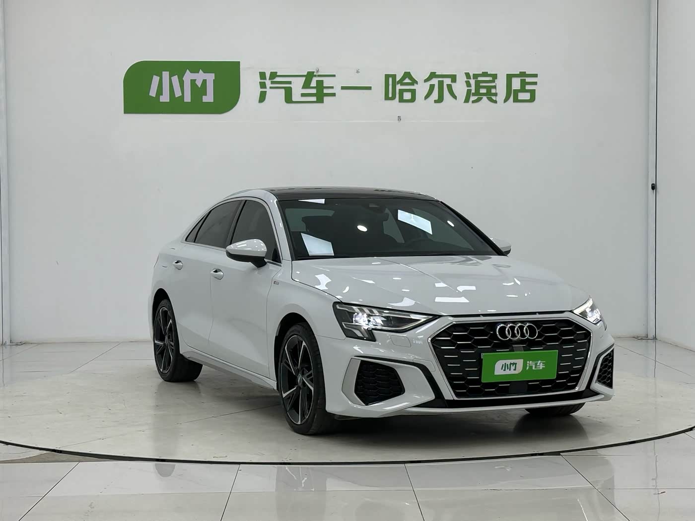 Audi A3 1.4 л 2022 г. Белый, пробег 35000 км