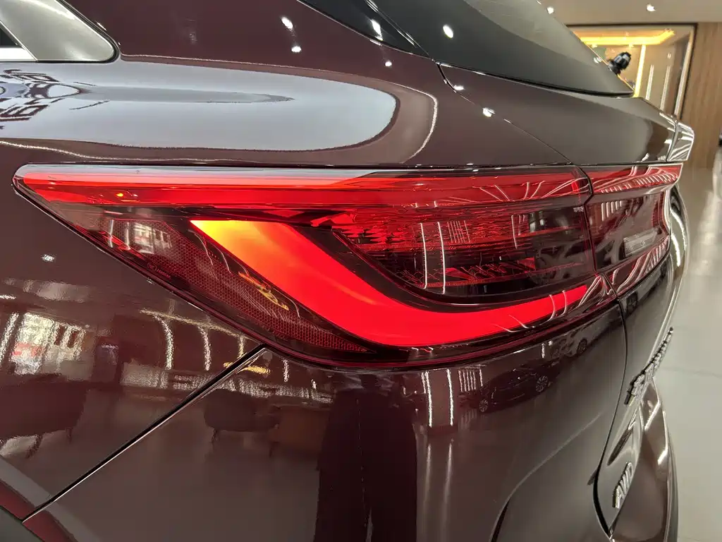 Infiniti QX50 — миниатюра 40