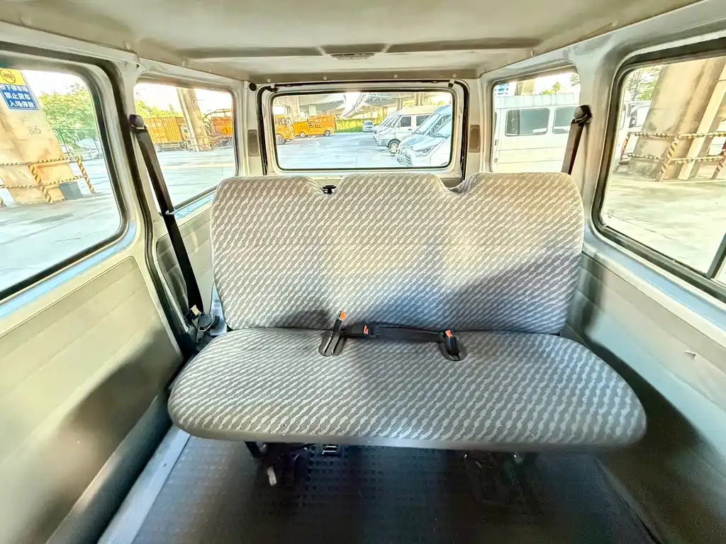 Ford Transit Classic — миниатюра 17