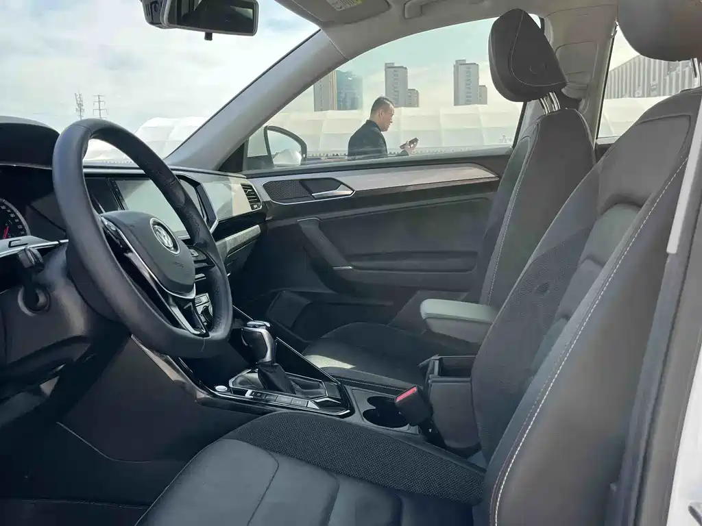 Volkswagen Tayron 2019 330TSI Luxury VI