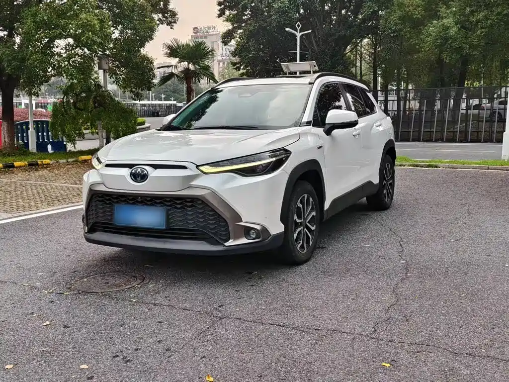 Toyota Frontlander — миниатюра 2