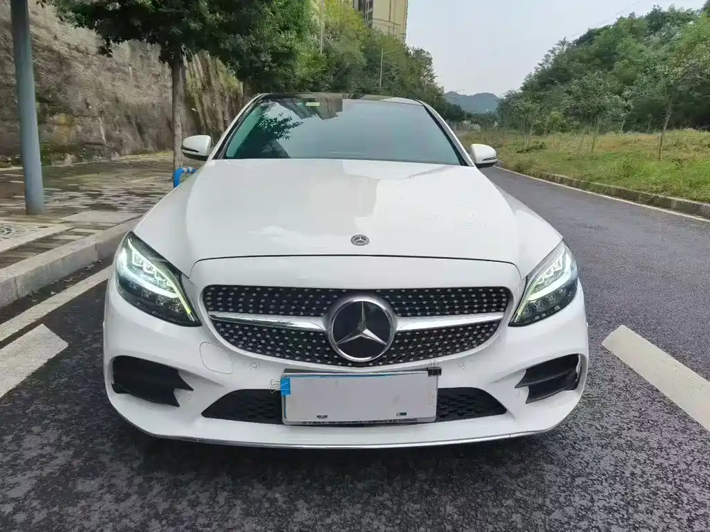 Mercedes-Benz C-Class — миниатюра 2
