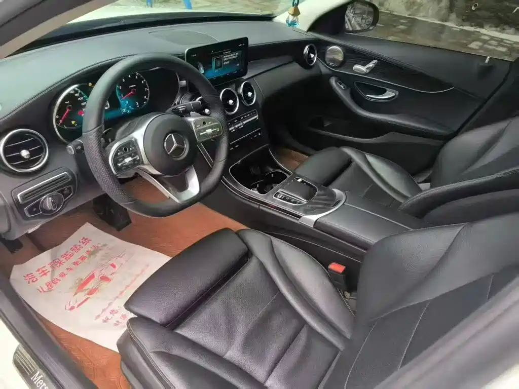 Mercedes-Benz C-Class — миниатюра 5