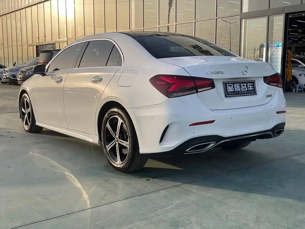 MERCEDES-BENZ A CLASS