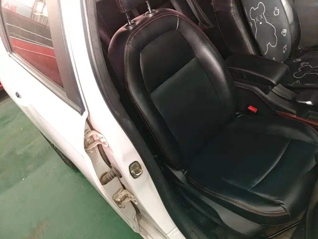 Peugeot 301 — миниатюра 25