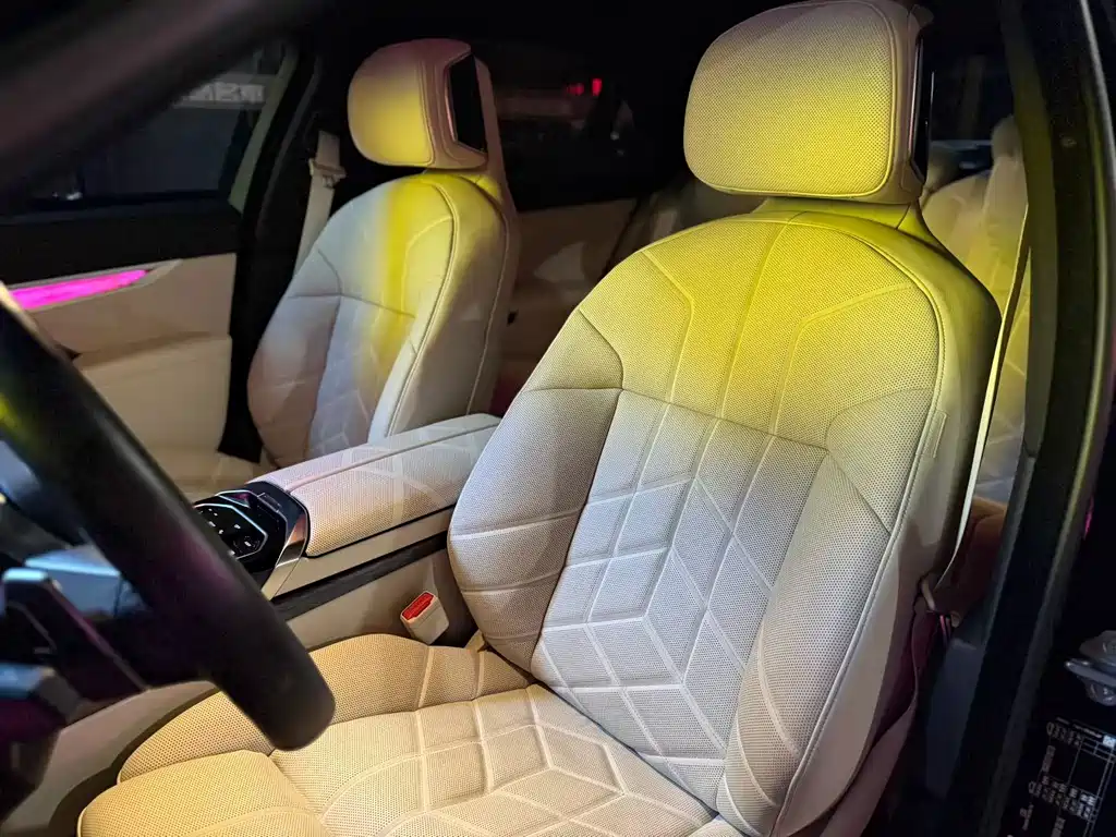 BMW 7 Series 7 2023 740Li Premium M Sport