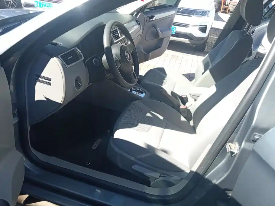 Volkswagen Bora — миниатюра 9