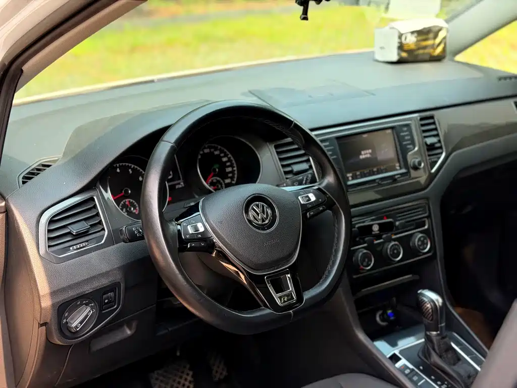 Volkswagen Golf Sportsvan — миниатюра 8