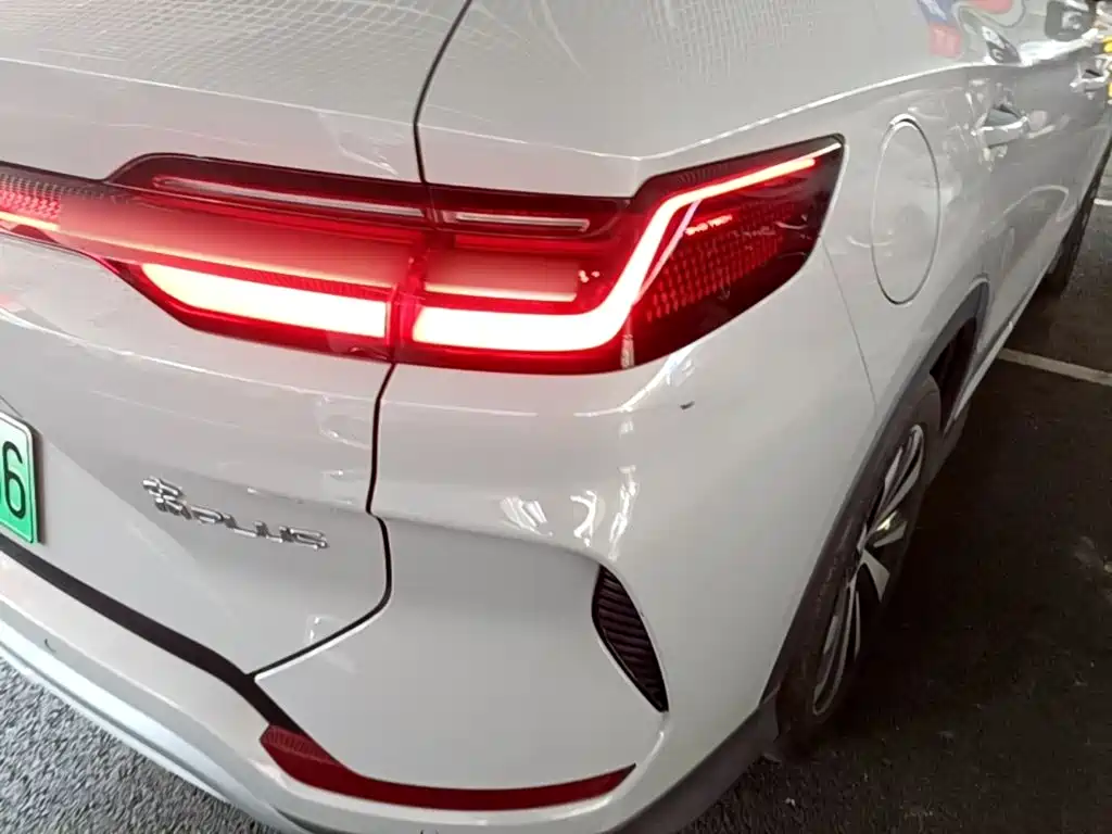 BYD PLUS New Energy — миниатюра 8