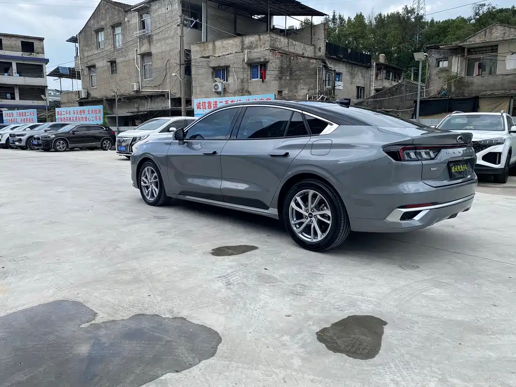 Ford Mondeo — миниатюра 6