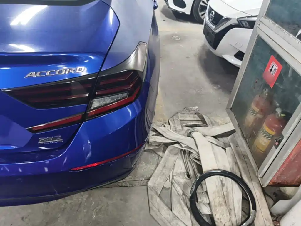 Honda Accord — миниатюра 8
