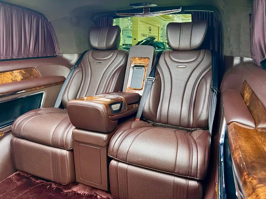 MERCEDES-BENZ V CLASS