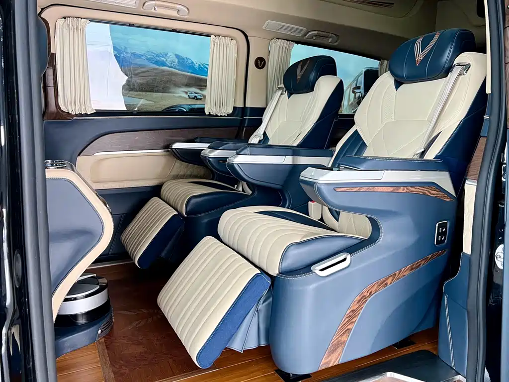 MERCEDES-BENZ V CLASS