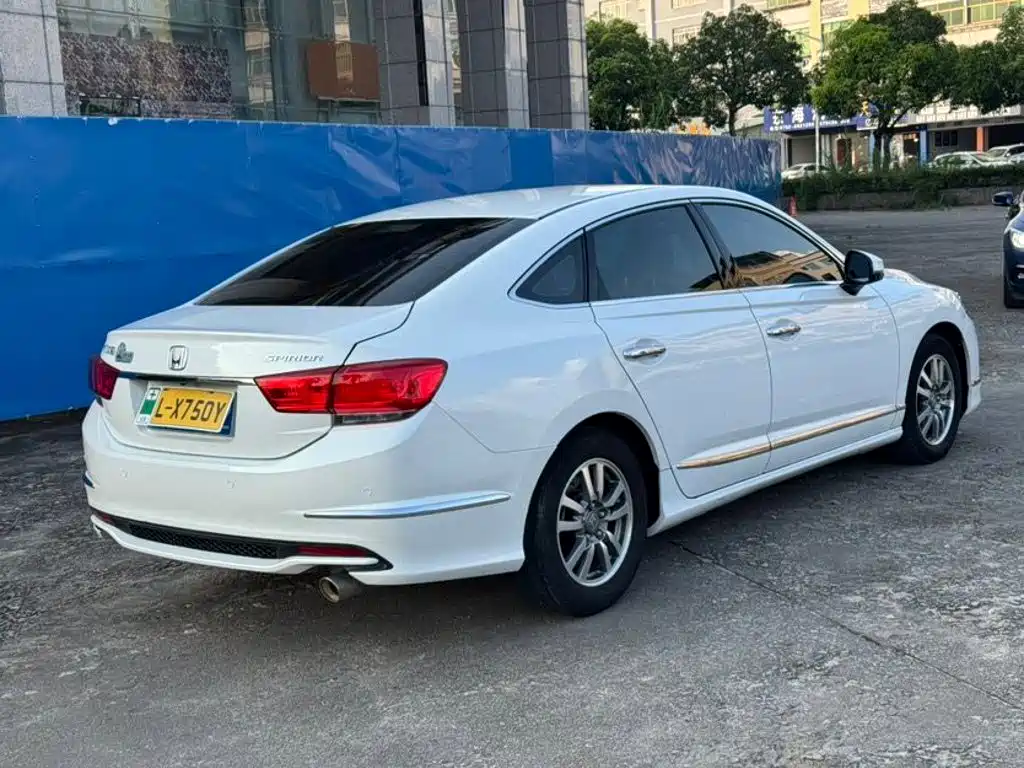 Honda Spirior — миниатюра 7