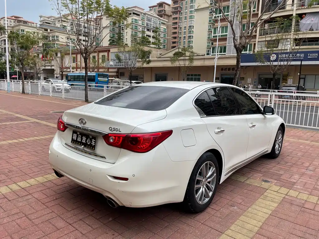 Infiniti Q50L — миниатюра 4