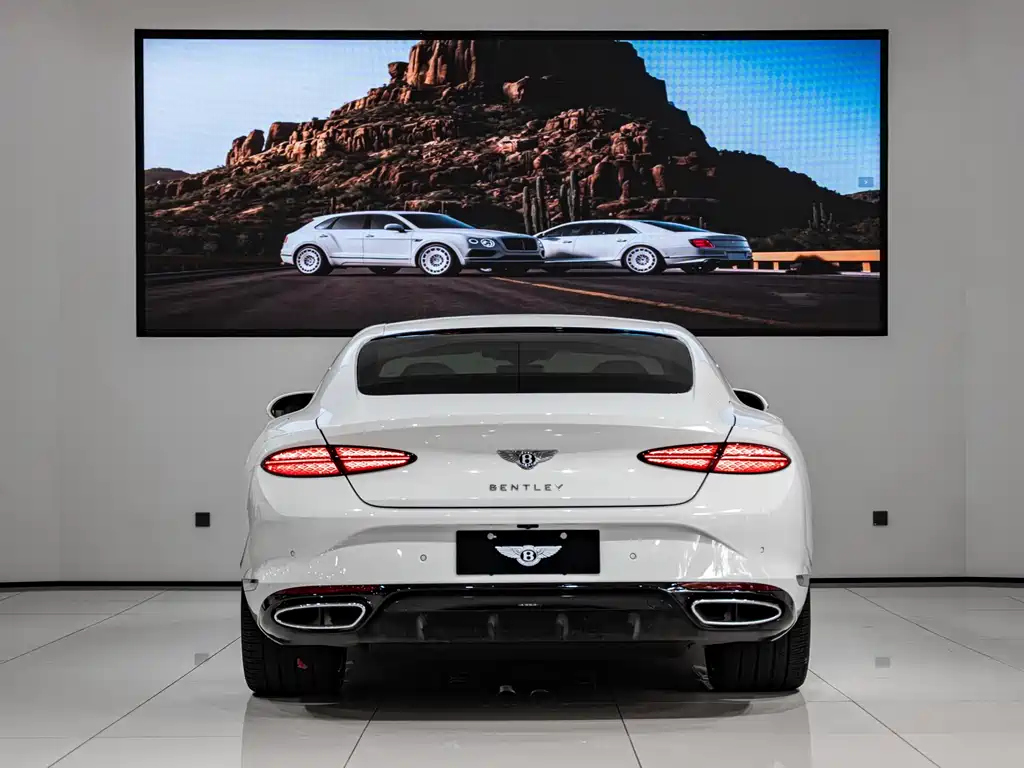 Bentley Continental PHEV — миниатюра 15