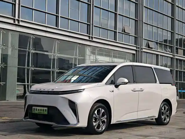 SAIC MAXUS EVERYONE 9 2024