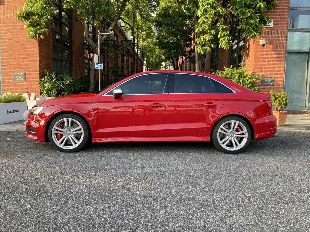 Audi S3 — миниатюра 5