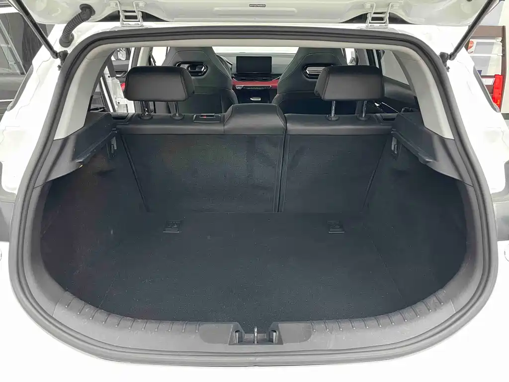 Geely Emgrand S — миниатюра 9