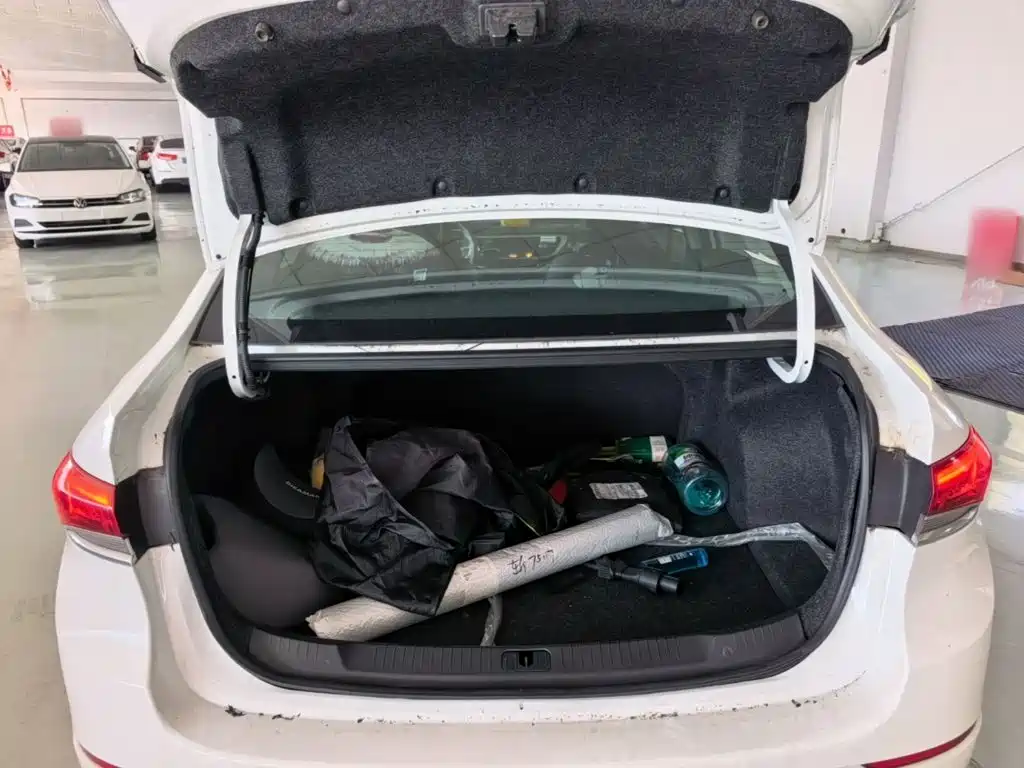 Buick Excelle — миниатюра 15