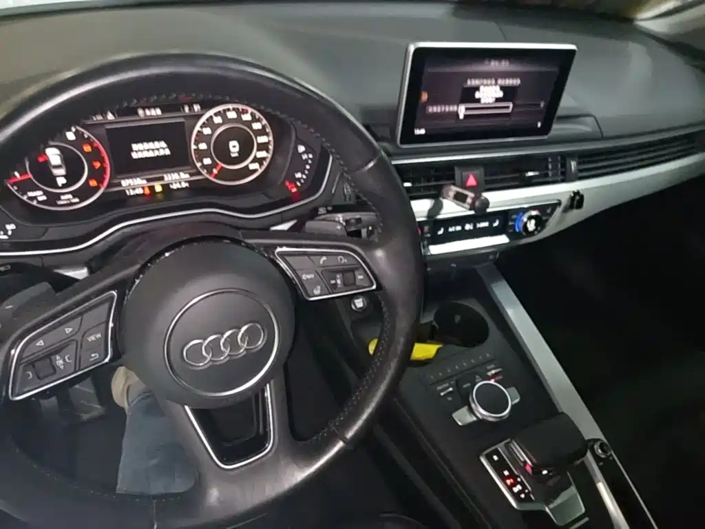 Audi A4L — миниатюра 10