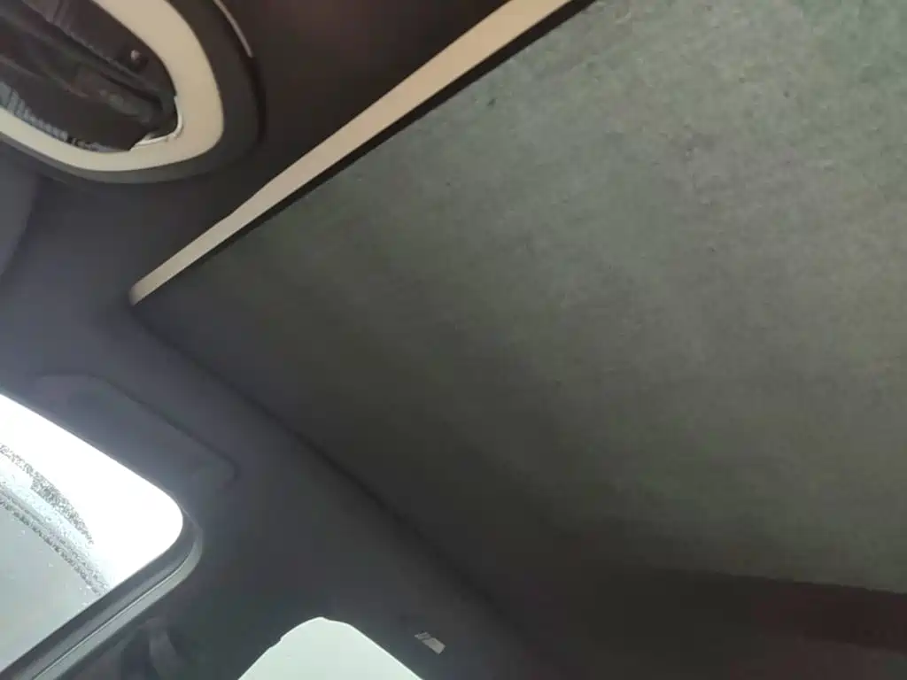 Porsche Cayenne — миниатюра 18