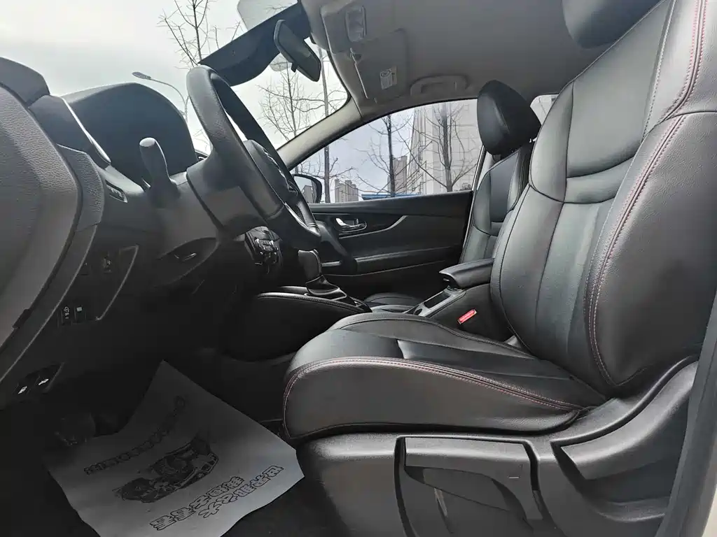 Nissan Qashqai 2022 2.0L CVT XV Smart
