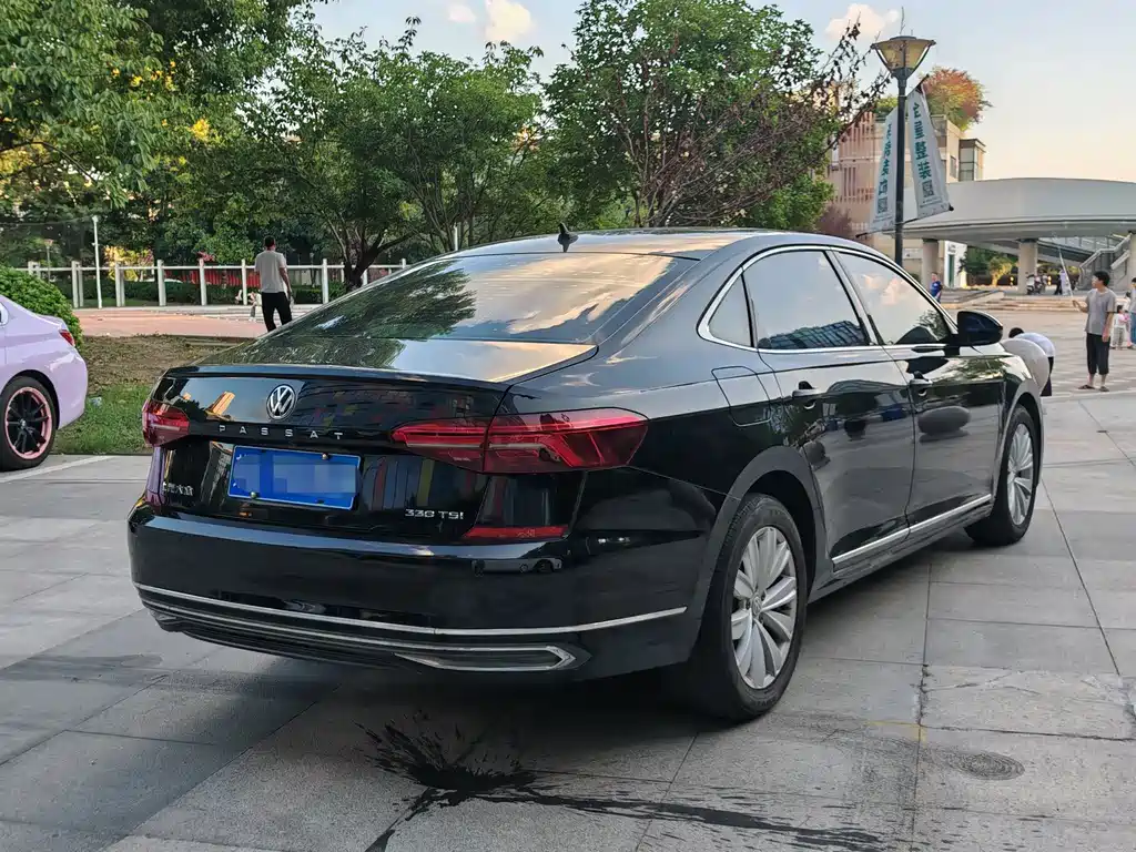 Volkswagen Passat — миниатюра 6