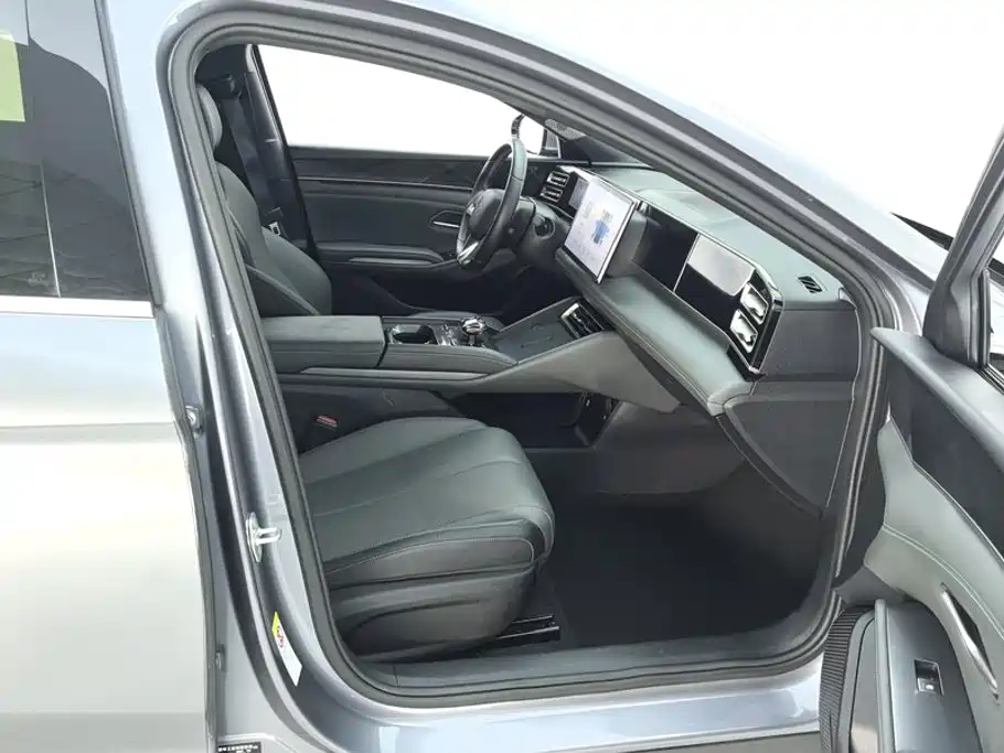 BYD Qin L — миниатюра 8