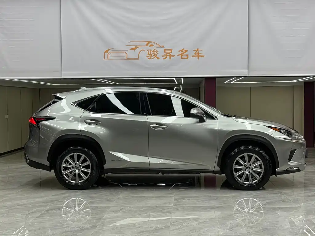 Lexus NX — миниатюра 4