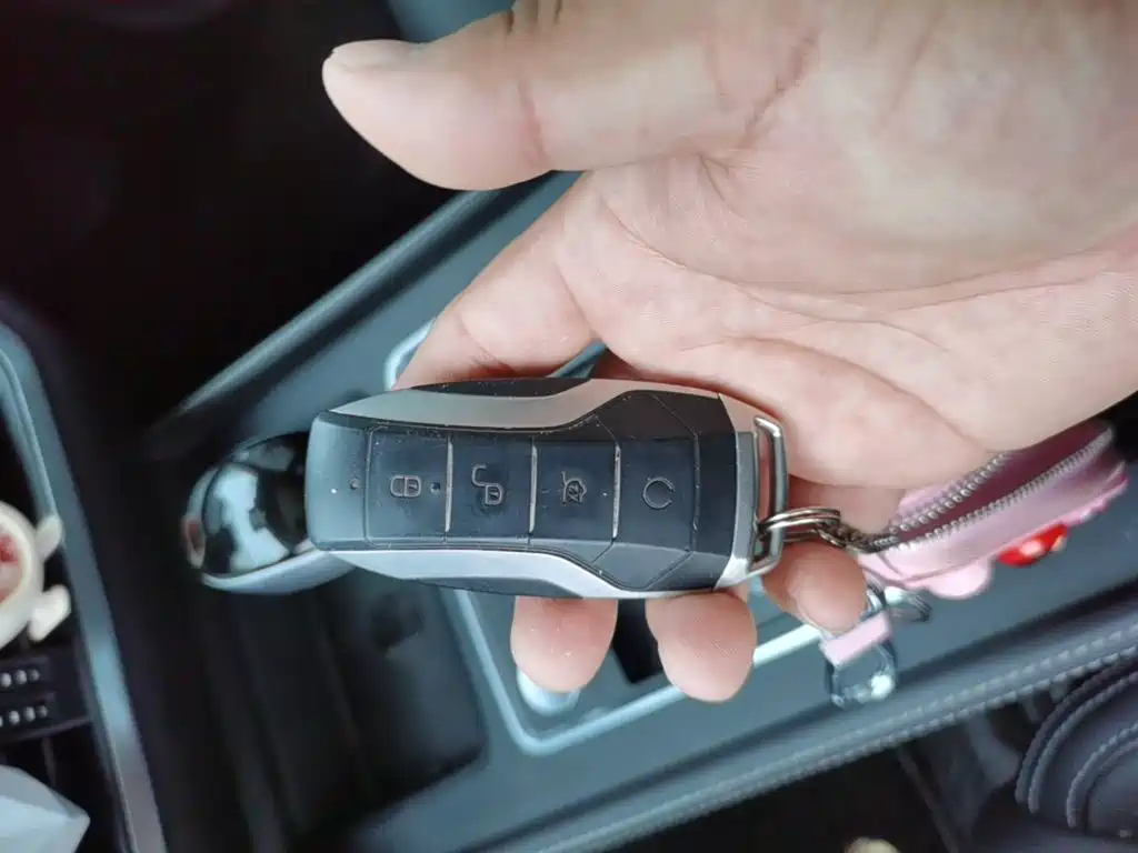 BYD Tang — миниатюра 9