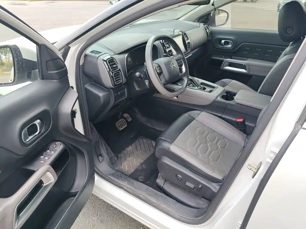 Citroen C5 AIRCROSS — миниатюра 16