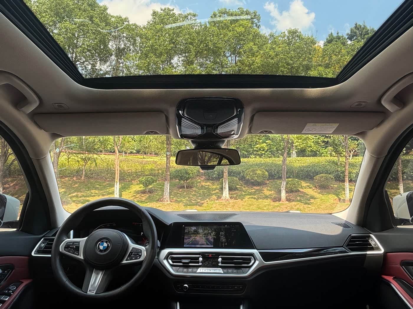 BMW 3 Series 2.0 л 2022 г. Белый, пробег 47000 км
