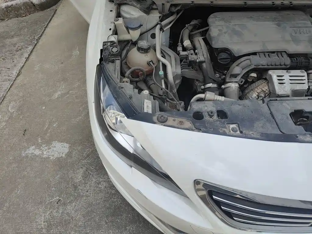 Peugeot 408 — миниатюра 21