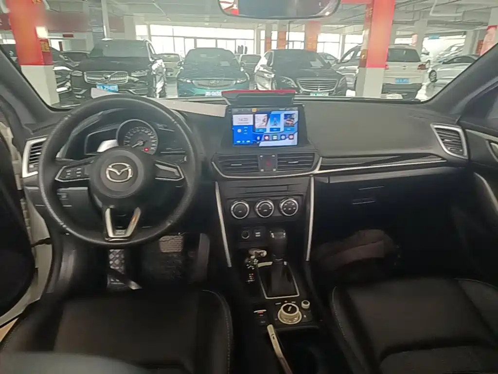Mazda CX-4 — миниатюра 10