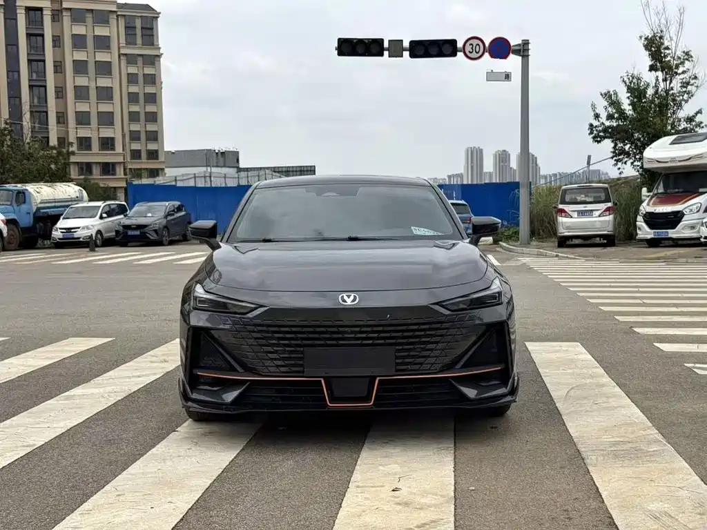 Changan UNI-V — миниатюра 6