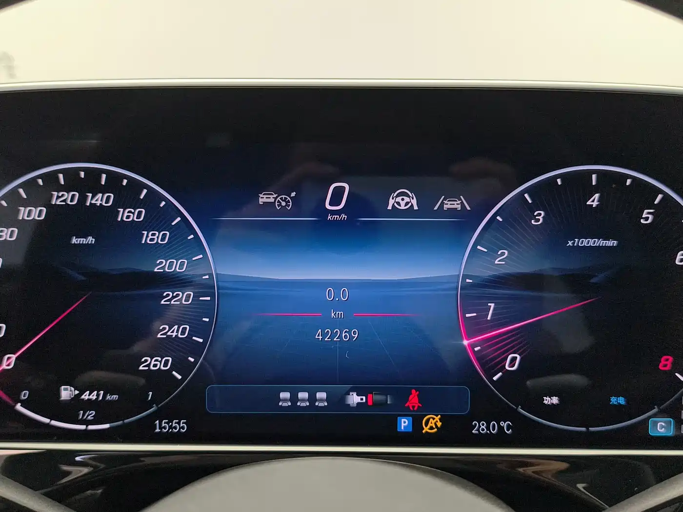 Mercedes-Benz E-Class 2024 Черный из Китая, фото 4
