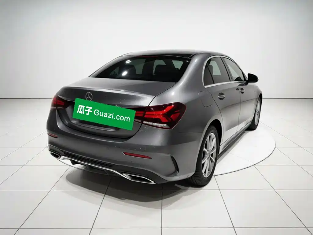 Mercedes-Benz A-Class — миниатюра 6