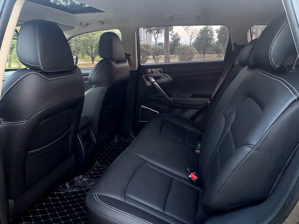 Geely Boyue — миниатюра 11