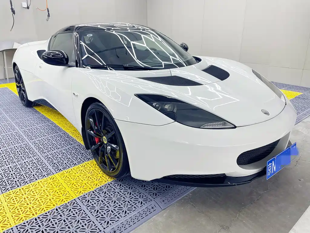 LOTUS SPORTS CAR EVORA