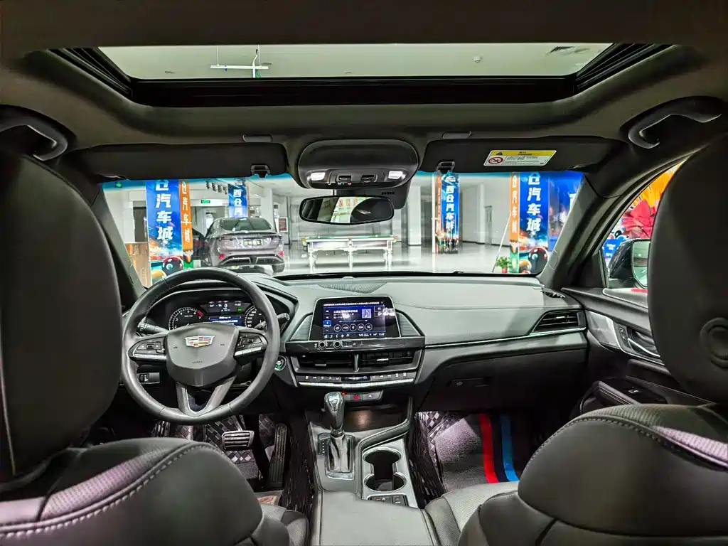 Cadillac CT4 — миниатюра 8