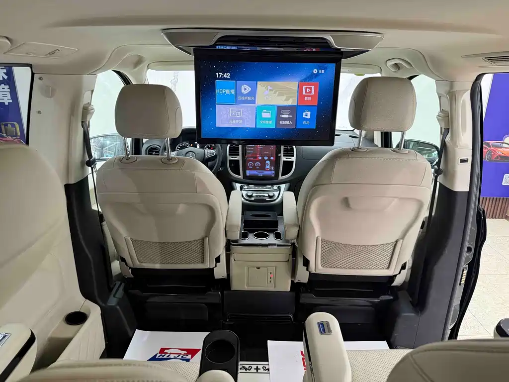 Mercedes-Benz Vito — миниатюра 10