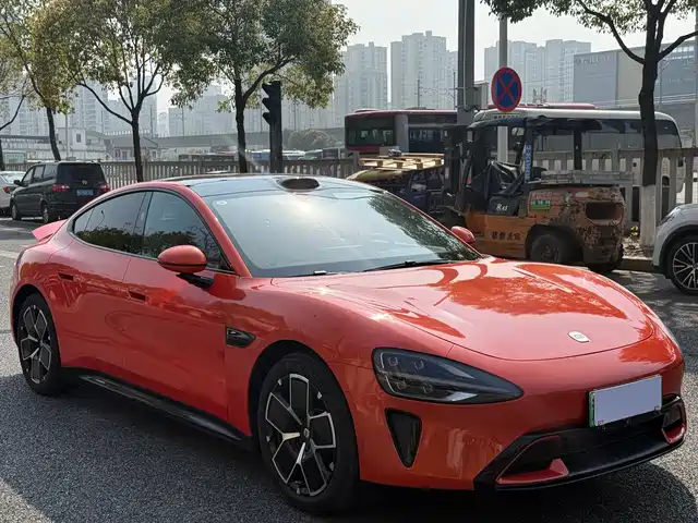 XIAOMI CAR XIAOMI SU7 2024