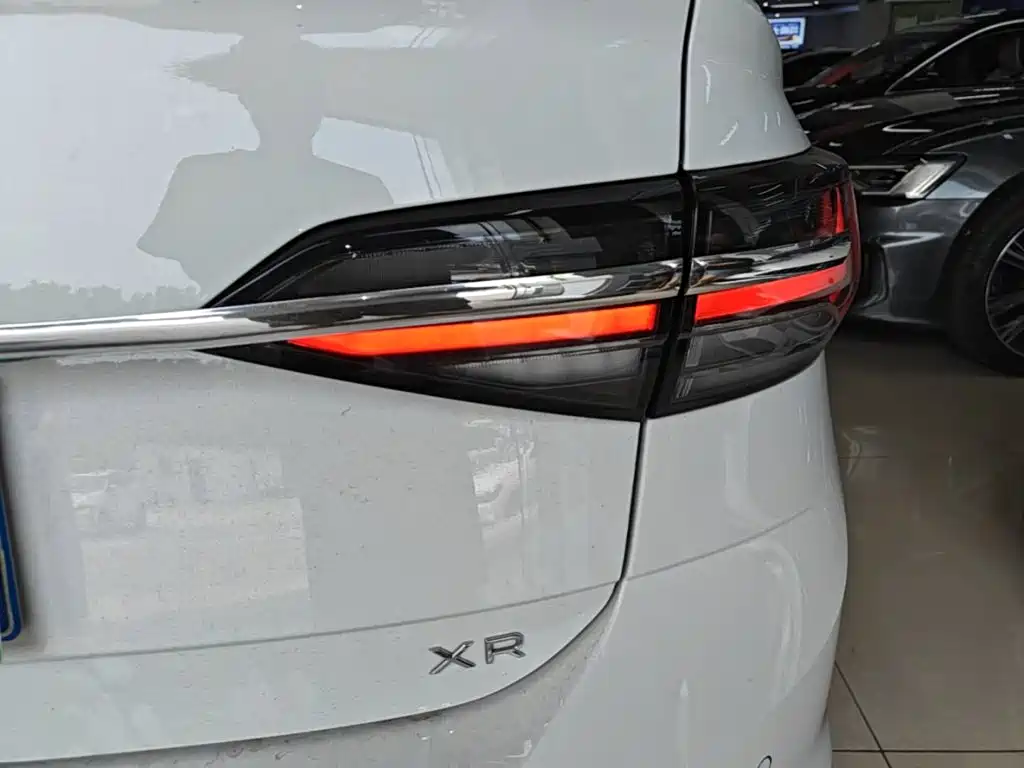 Volkswagen Lavida — миниатюра 8