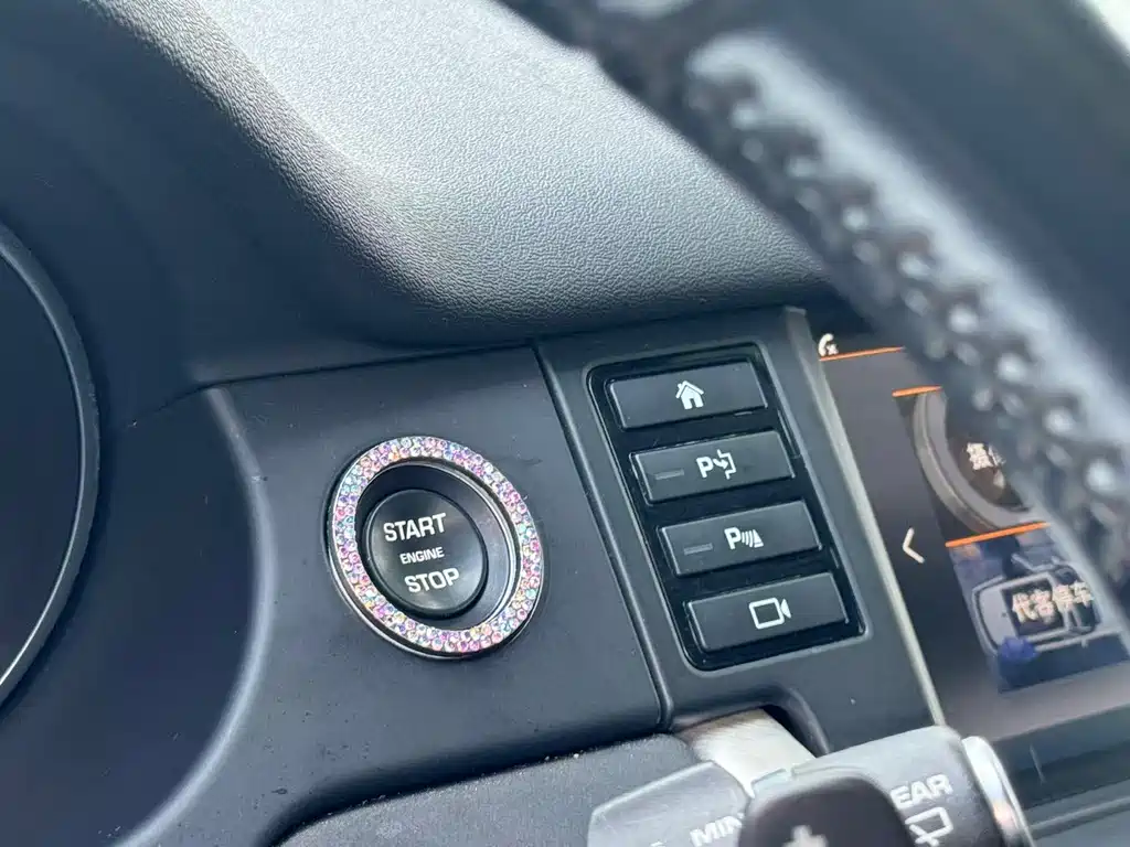 Land Rover Discovery Sport — миниатюра 15