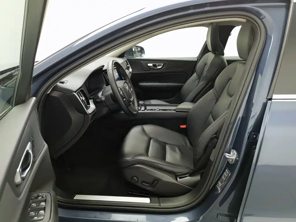 Volvo S60 — миниатюра 10