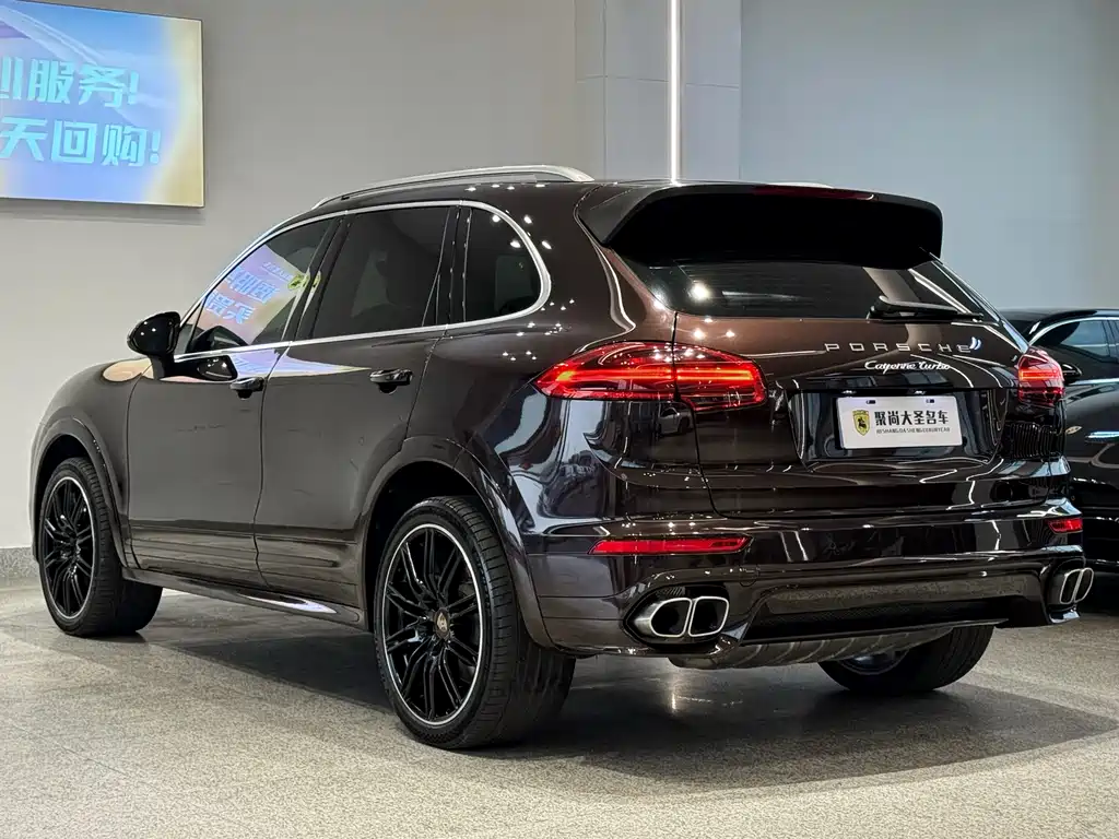 Porsche Cayenne 2015 Cayenne Turbo 4.8T