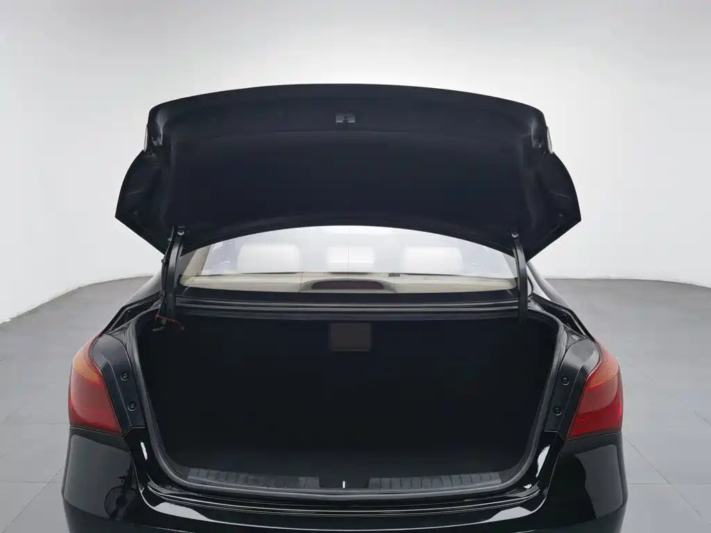 Hyundai Mistra — миниатюра 16