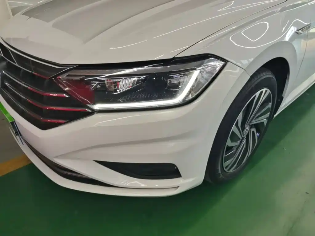 Volkswagen Sagitar — миниатюра 24