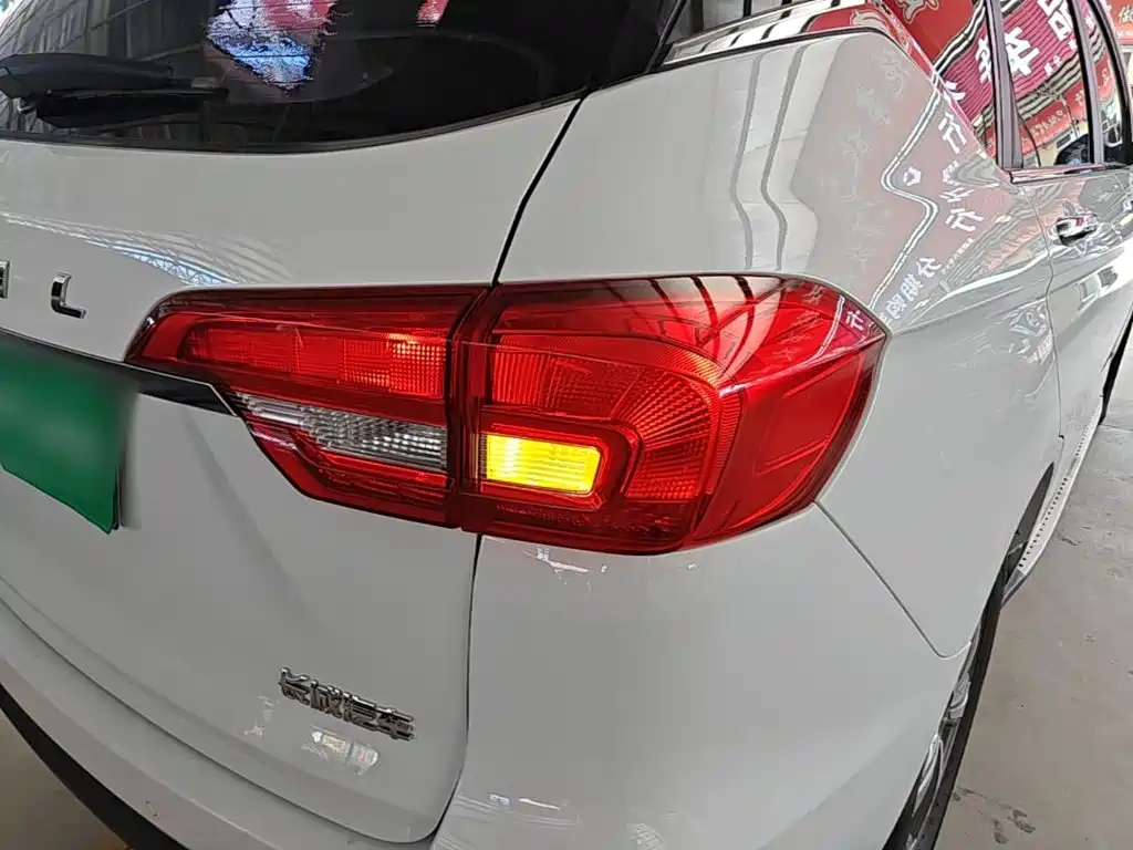 Haval M6 — миниатюра 8